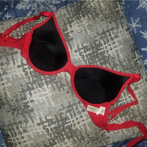 Swim systems collection bikini top red small  padded - Picture 6 of 8